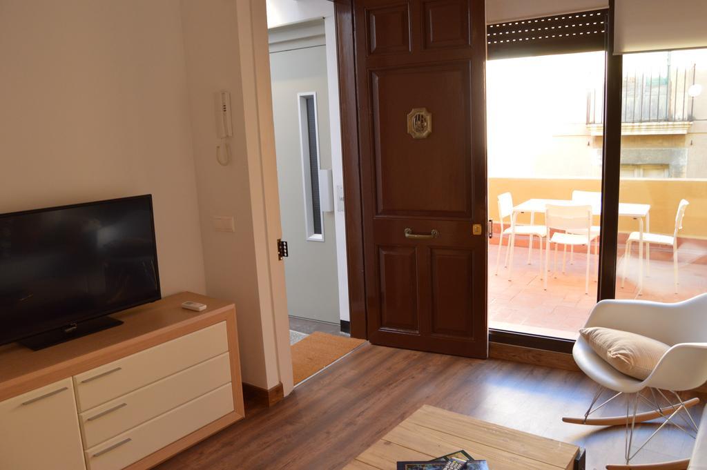 Tarragona Suites Mediona Bagian luar foto