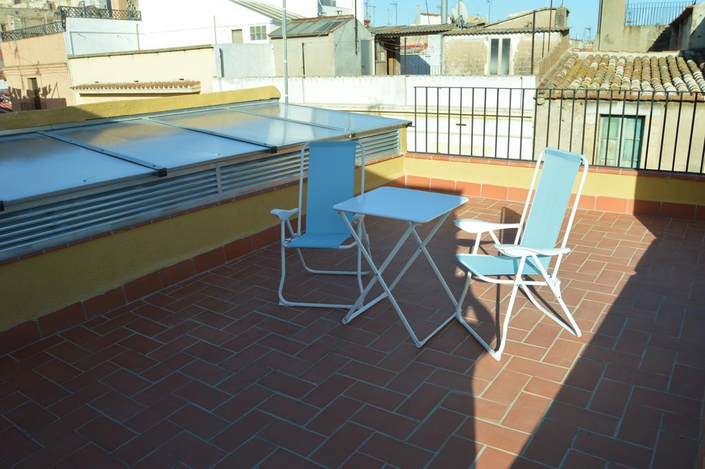 Tarragona Suites Mediona Bagian luar foto