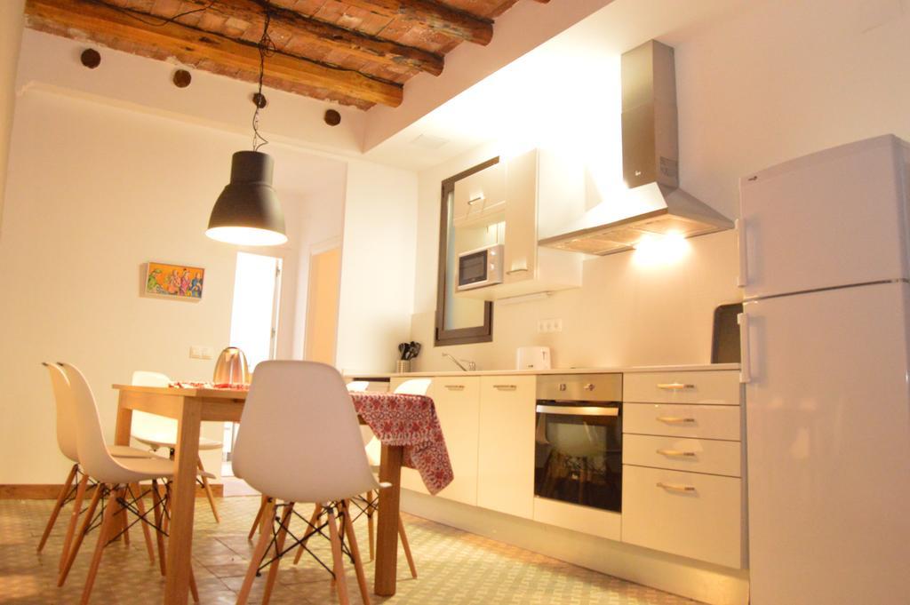 Tarragona Suites Mediona Bagian luar foto
