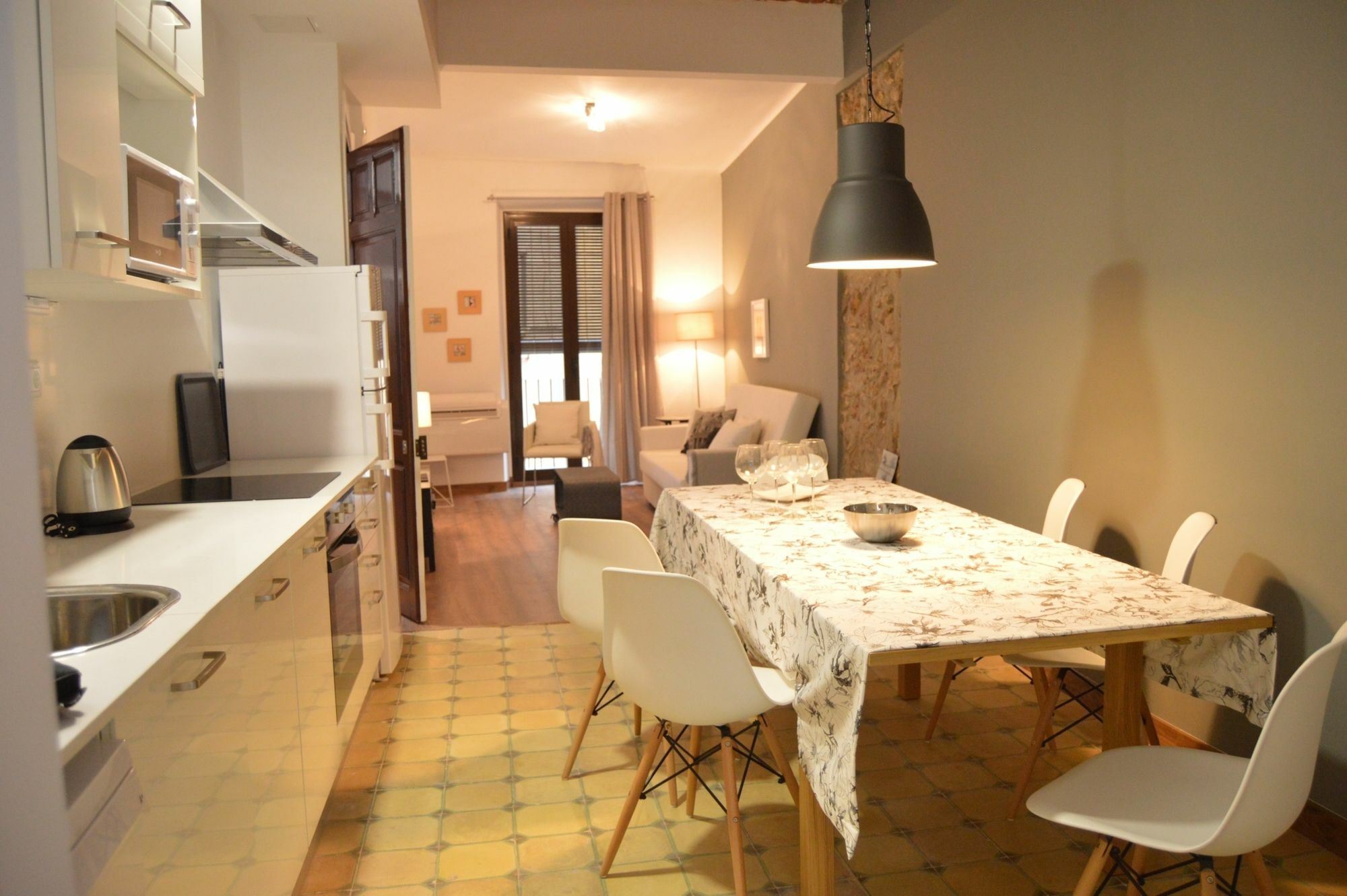 Tarragona Suites Mediona Bagian luar foto