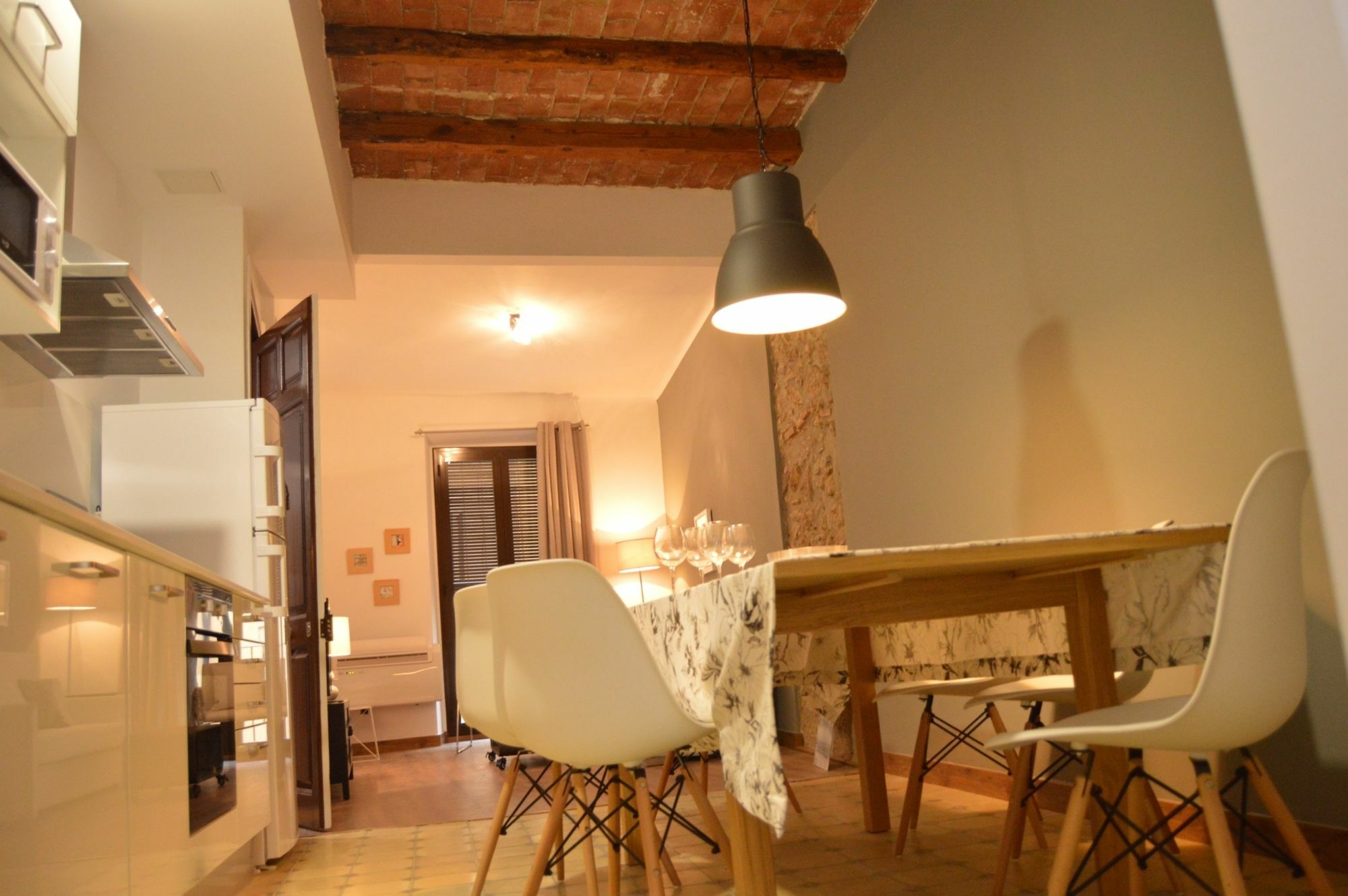 Tarragona Suites Mediona Bagian luar foto