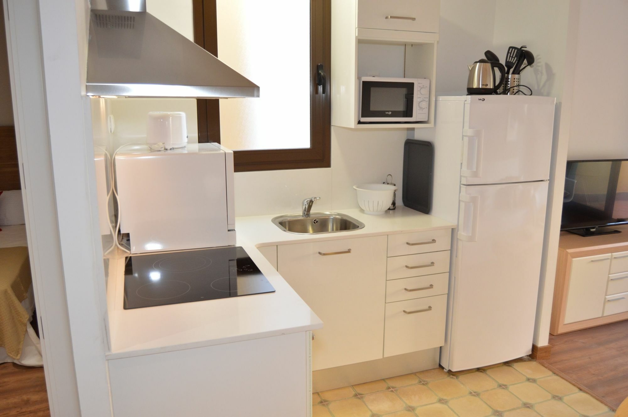 Tarragona Suites Mediona Bagian luar foto