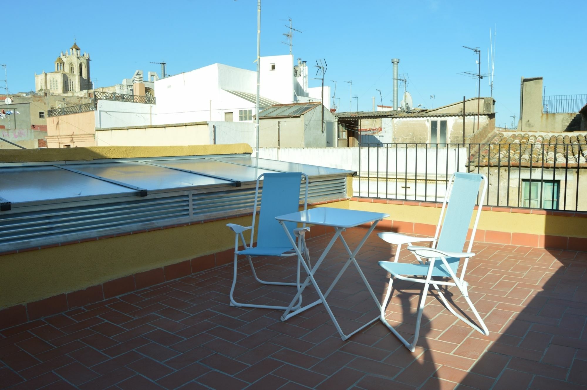 Tarragona Suites Mediona Bagian luar foto